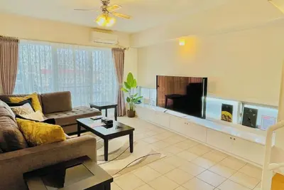 Image de Entire building for rent 100m2Chatan American Vi - Red Dragon / Urasoe Okinawa