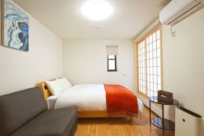 Image de Room 202 A base for sightseeing in Osaka including Tsutenkaku Dotonbori Osaka Castle Universal - 2nd floor room 202 / Osaka Ōsaka