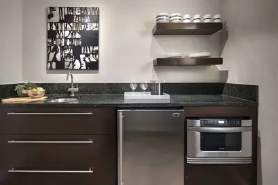 Image de Park Avenue Vibes on Lexington! Pets Allowed, Close to Guggenheim Museum!