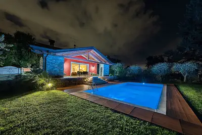 Image de Enchanting Lake Garda Retreat | Villa Valtenesi | Beautiful Private Pool | Moniga del Garda