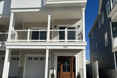 Image de Huuuge Discounts! ! ! Brand New! ! , 5 Bedrooms, 3 Bathrooms, Sleeps 16