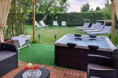 Image de Belle maison à Massarosa avec WiFi