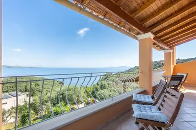 Villa 'Milka' avec vue sur la mer, Wi-Fi et climatisation