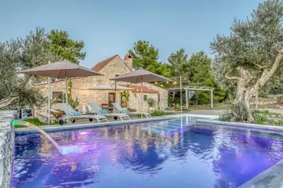Image de Villa 'Cottage Romantico with Pool' avec piscine privée, Wi-Fi et climatisation