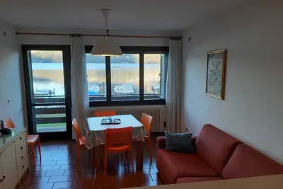 Image de Appartement 'Garden Alle Barche - Cinzia 5' avec vue sur le lac, jardin commun et Wi-Fi