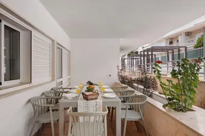 Image de Appartement de vacances \"T3 Santa Luzia - G\" avec piscine partagée, 2 balcons et Wi-Fi