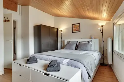 Image de Maison de vacances 'A Bordeaux, Climatisée Avec Billard' avec terrasse privée et climatisation