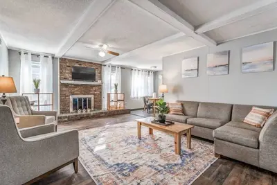Image de Mins from Parks, Hiking, & Dining- Brick Bungalow