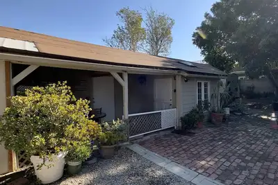 Image de Echo Cabin Retreat Costa Mesa, Newport, Cabin Feel