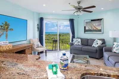 Sunrise Sanctuary - Top Floor Ocean Pointe 2415