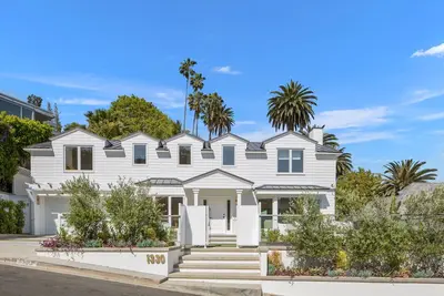 Image de London Villa - Striking Modern Cape Cod in the heart of the Sunset Strip.