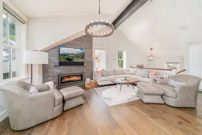 Image de Holly House - 5 Bedrooms, 5. 5 Bathrooms - Sleeps 12 - Telluride Dream Home