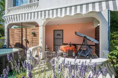 Image de Appartement de vacances Nin pour 1 - 4 personnes avec 2 chambres Ă coucher - Maison de vacances