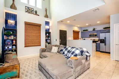 Image de Central Tucson, family friendly get away, pet friendly and spacious.