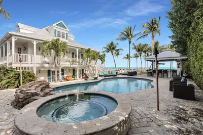 Image de Pineapple Beach : 5 Br, 4. 5 Ba House in Islamorada, Sleeps 10