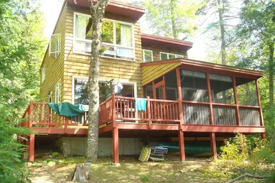 Image de Welcome to Dorie's Cottage! Cozy waterfront home with gorgeous sunset views!