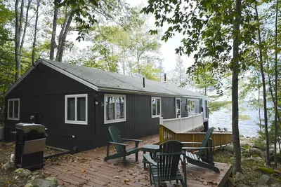 Image de Artist's Haven with Spectacular Sunset Views on Frye Island!