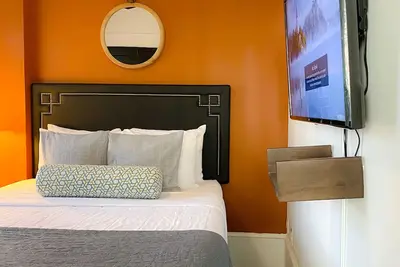 Image de Charming Historic Midtown Apt