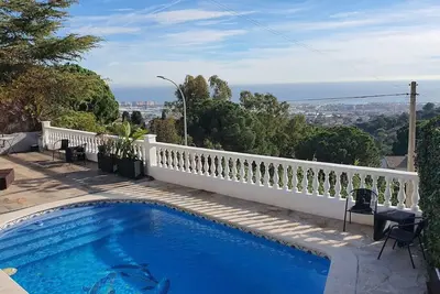 Image de Opening Doors Premià Dalt Amazing views with pool