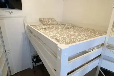 Image de Appartement Parisien Montmartre 18eme, juste en dessous de la Basilique