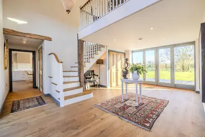 Image de Stunning new build barn set in beautiful countryside!