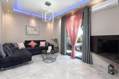 Image de Lux Διαμέρισμα