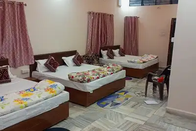 Image de Aashirwad Residency @ Home Stay \/ Bed & Breakfast Unit of Mp Tourism Board