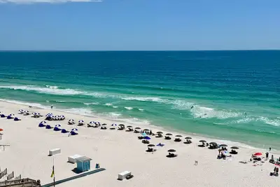 Image de Beachfront Condo Breathtaking Views Perfect Escape