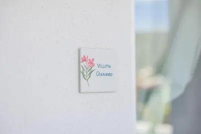 Image de Villa-Supérieure-Salle de bain privée extérieure