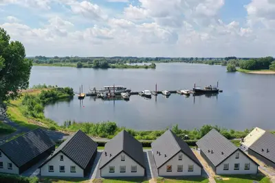 Image de Belle maison à Kerkdriel avec vue sur.