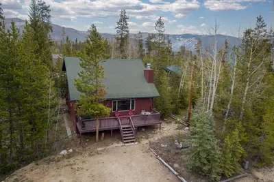 Image de Low Fees, Wood Burning Fireplace, Fenced Yard