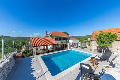 Image de Belle maison Ă Trolokve