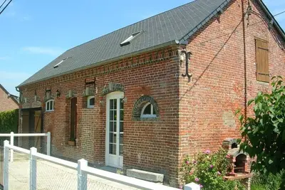Image de Maison de plain-pied avec jardin clos, proche Haras du Pin et Mémorial de Montormel, animaux acceptés