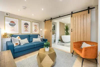 Image de Host & Stay | The Georgian Coach House 1