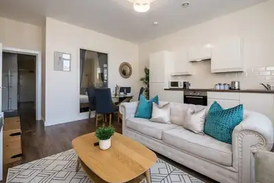 Image de Host & Stay | The Three Graces Apt