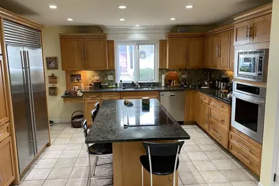 Image de 4br\/3\/Ba 2 story home great location, Northwestern U, top neighborhood.