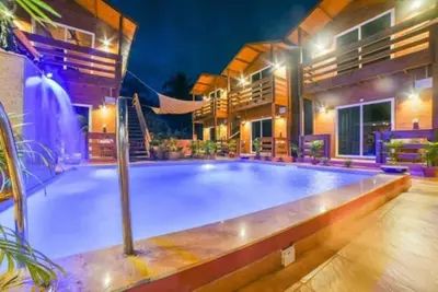 Image de 5 mins walk from the beach