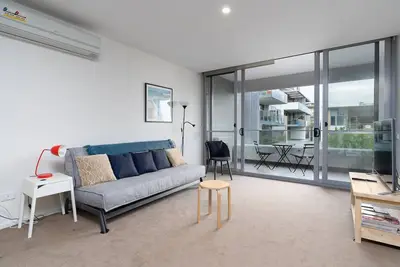 Image de New to Vrbo: Kingston Foreshore Flat with Garden View