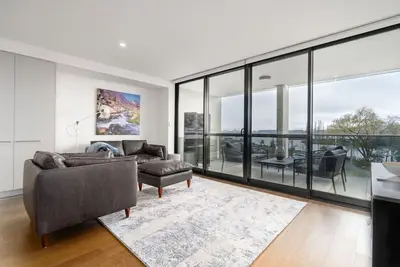 Image de New to Vrbo: Kingston Foreshore Apt - 4km from Canberra Centre