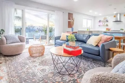 Image de Private Retreat: Hot Tub, Bbq/fire pit, City Views