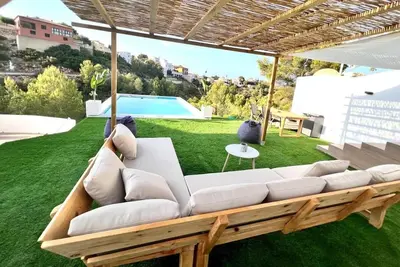 Image de Bienvenidos a Nuestra Encantadora Villa en Denia
