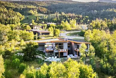 Image de Private Colorado Mountain Retreat. 5br Home + Guest House