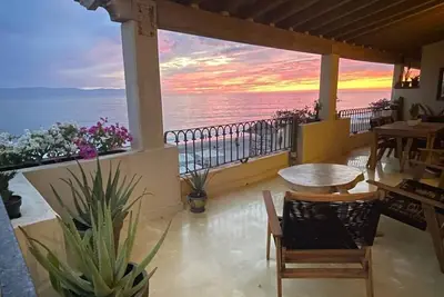 Image de Velas Vallarta 3 Bed & 3 Bath Beachfront Condo