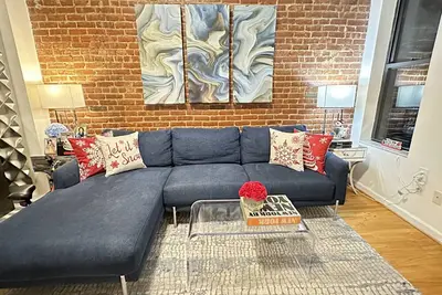 Image de 3 bedroom on the classy Ues for the Christmas Holidays.