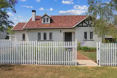 Image de East Toowoomba  Residence - 4 Beds - Sleeps 6