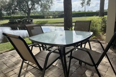 Image de Spacious Corner Unit – 3br Ground-Floor Condo w\/ 2 Patios, Smart TVs & Scenic Pond Views