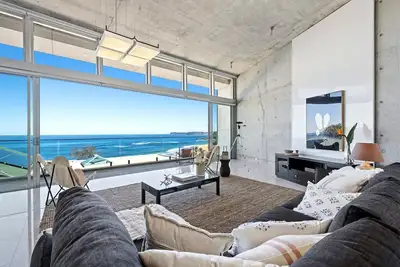 Image de Luxury Villas Bluewater at Forresters (w/ heated rooftop spa)