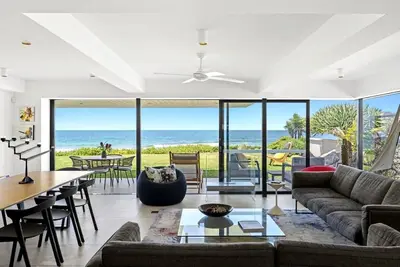Image de Luxury Villas Reflections at North Avoca (Walk to the beach)