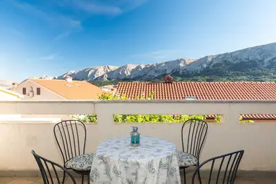 Image de Comfortable and spacious apartment on the 2nd floor.