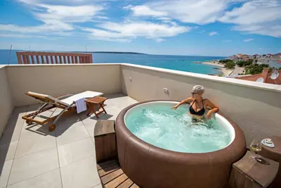 Image de Beach front villa Katja